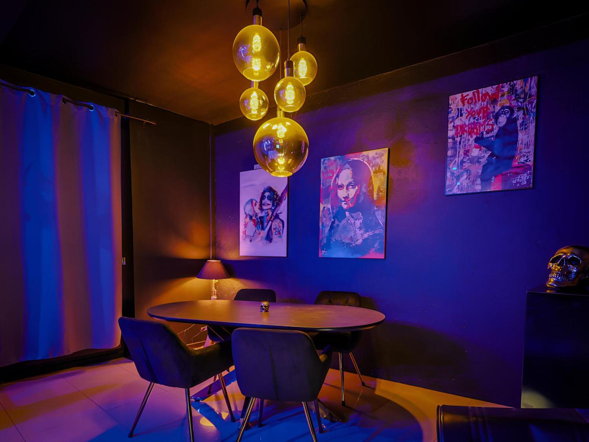 Appartement Pop Art - Asterix,Cdg,Chantilly,Disney La Chapelle-en-Serval Exteriér fotografie