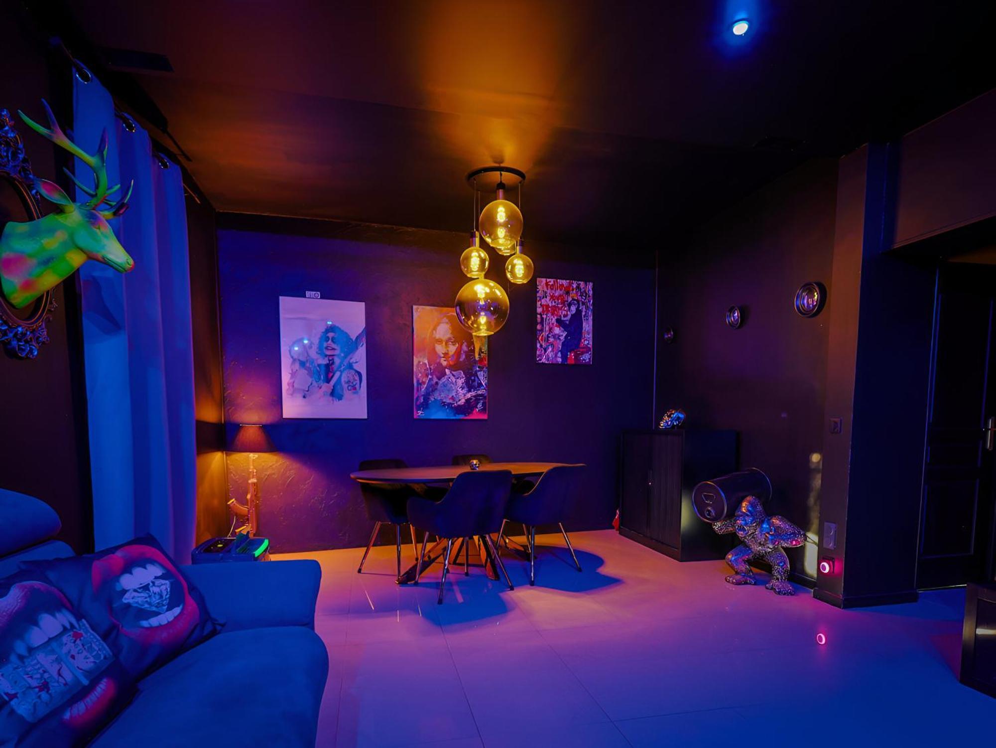 Appartement Pop Art - Asterix,Cdg,Chantilly,Disney La Chapelle-en-Serval Exteriér fotografie