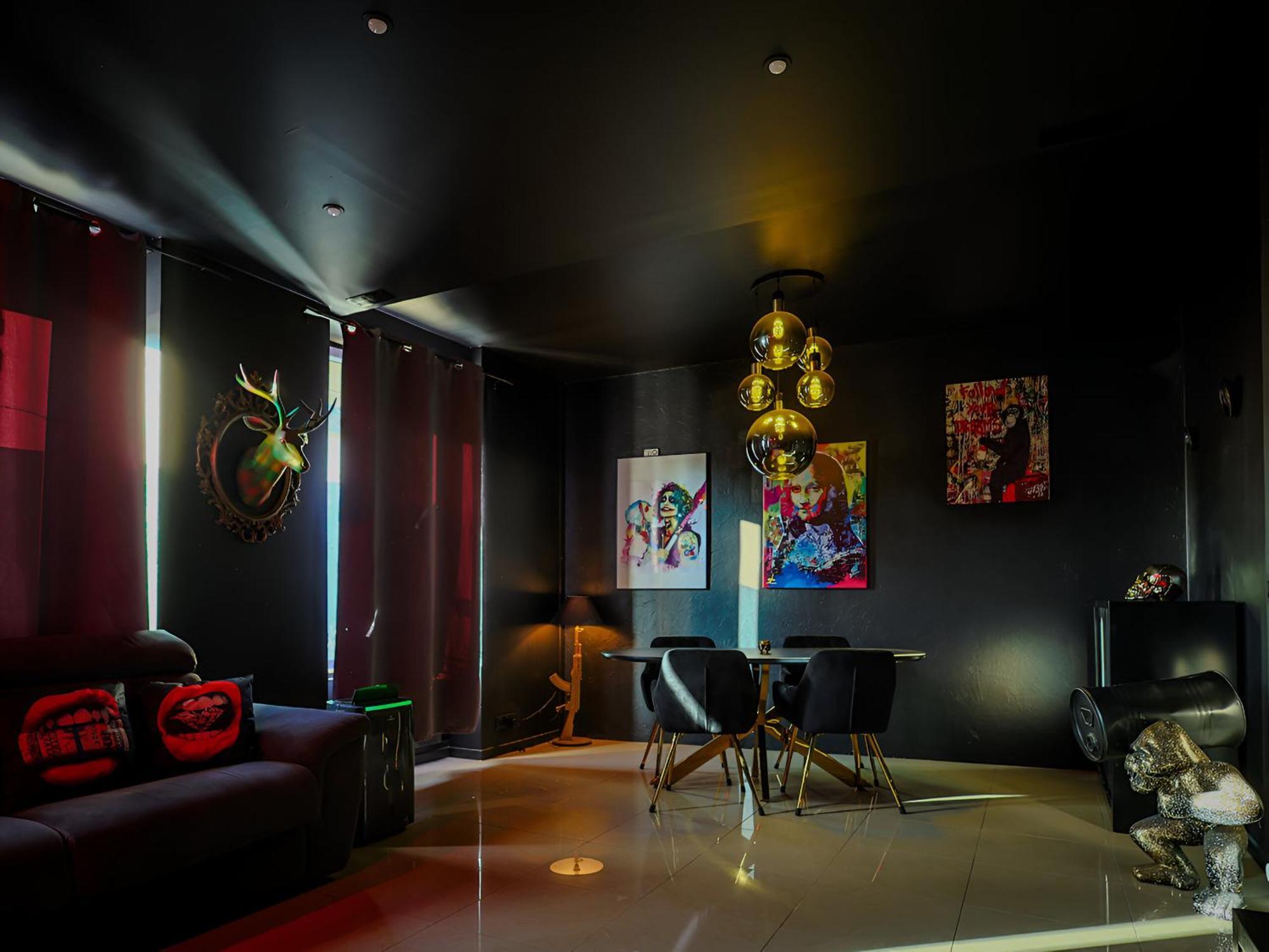 Appartement Pop Art - Asterix,Cdg,Chantilly,Disney La Chapelle-en-Serval Exteriér fotografie