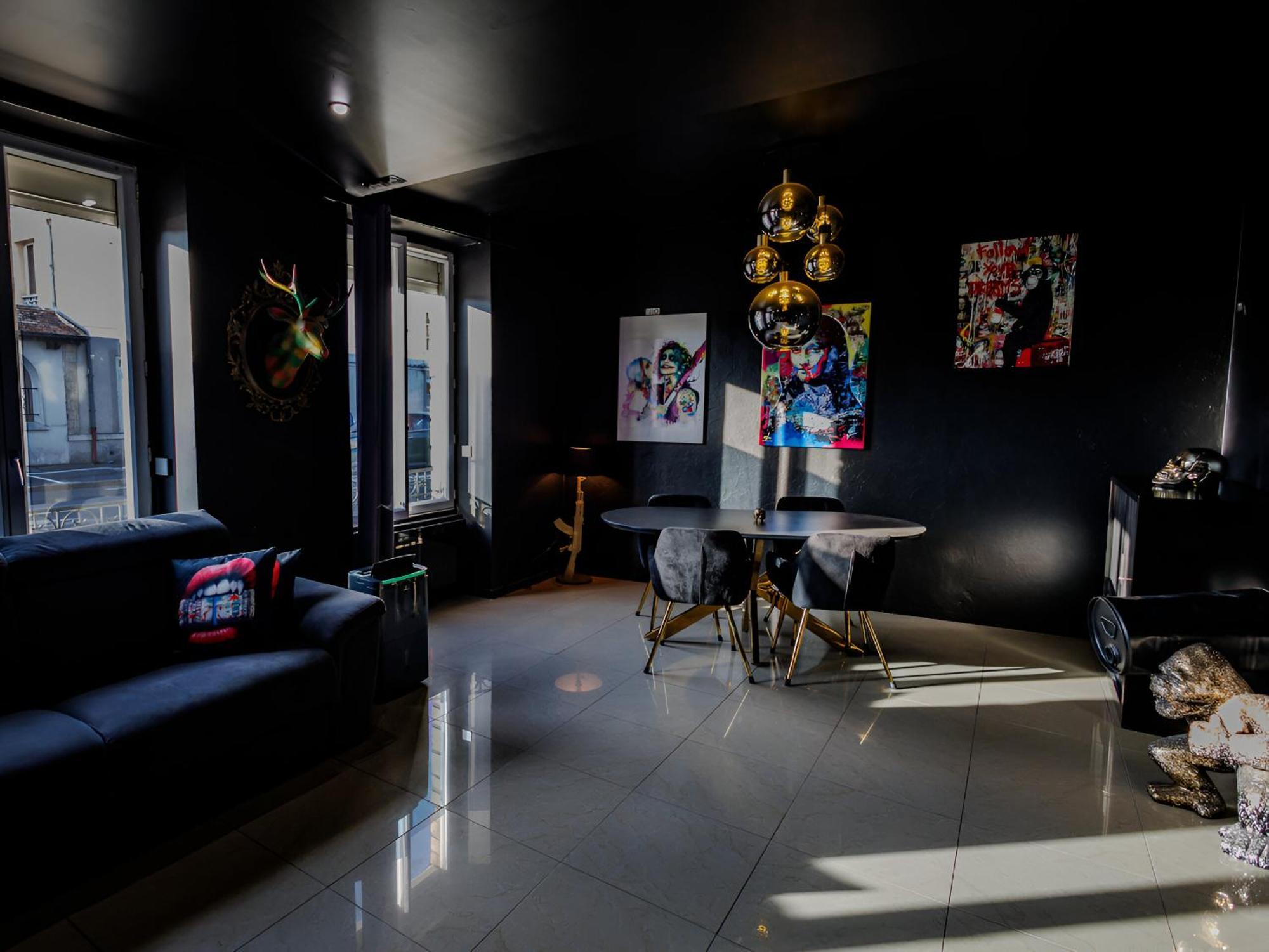 Appartement Pop Art - Asterix,Cdg,Chantilly,Disney La Chapelle-en-Serval Exteriér fotografie